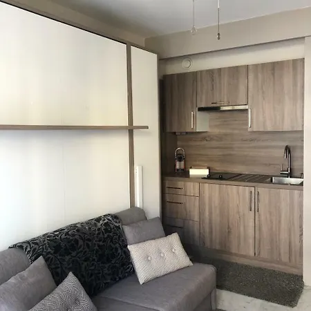 L'azur Promenade Apartman *