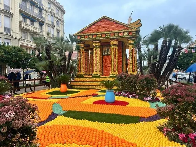 L'azur Promenade *