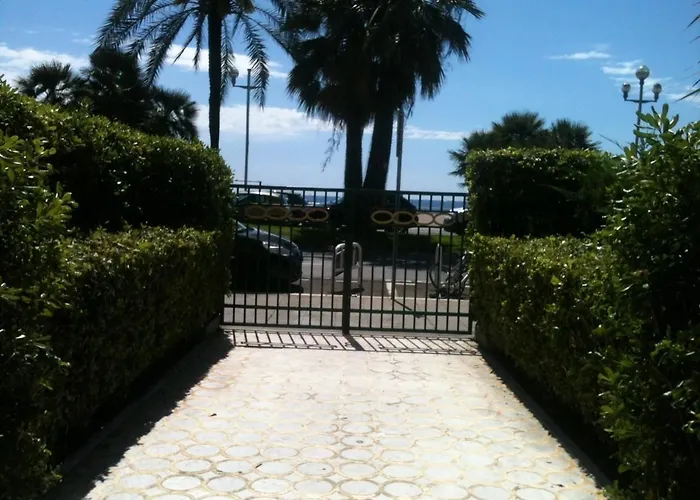 L'azur Promenade 아파트 *